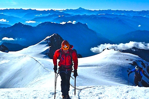 Le%20pelvoux%20alpinisme%20mixte%20ecrins