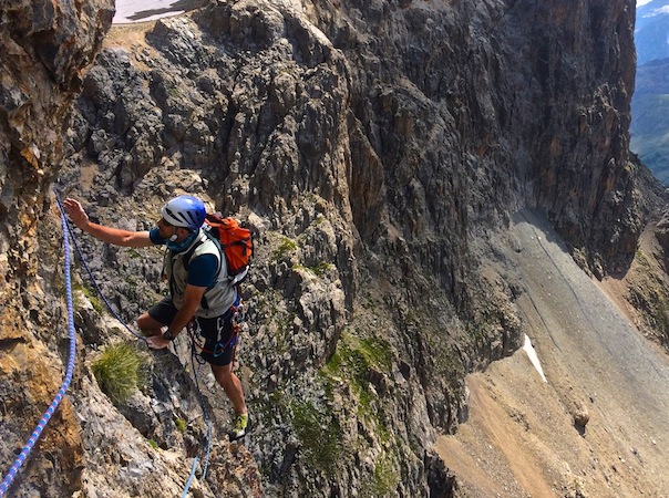 Escalade à Tour Termier: Allô la Terre