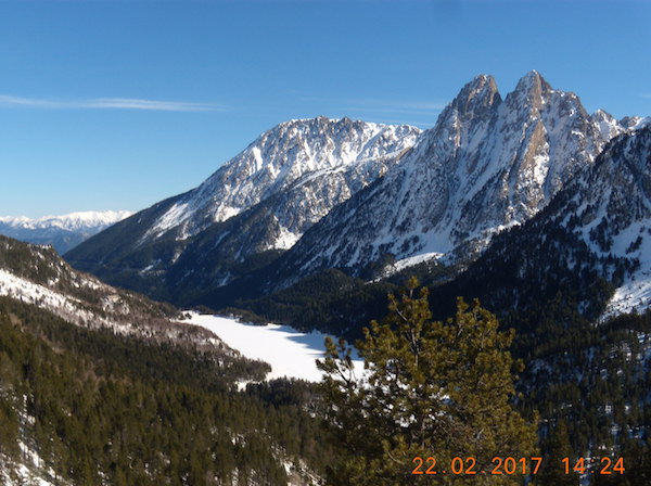 Raid à ski massif des Encantats Pyrénée Espagnol